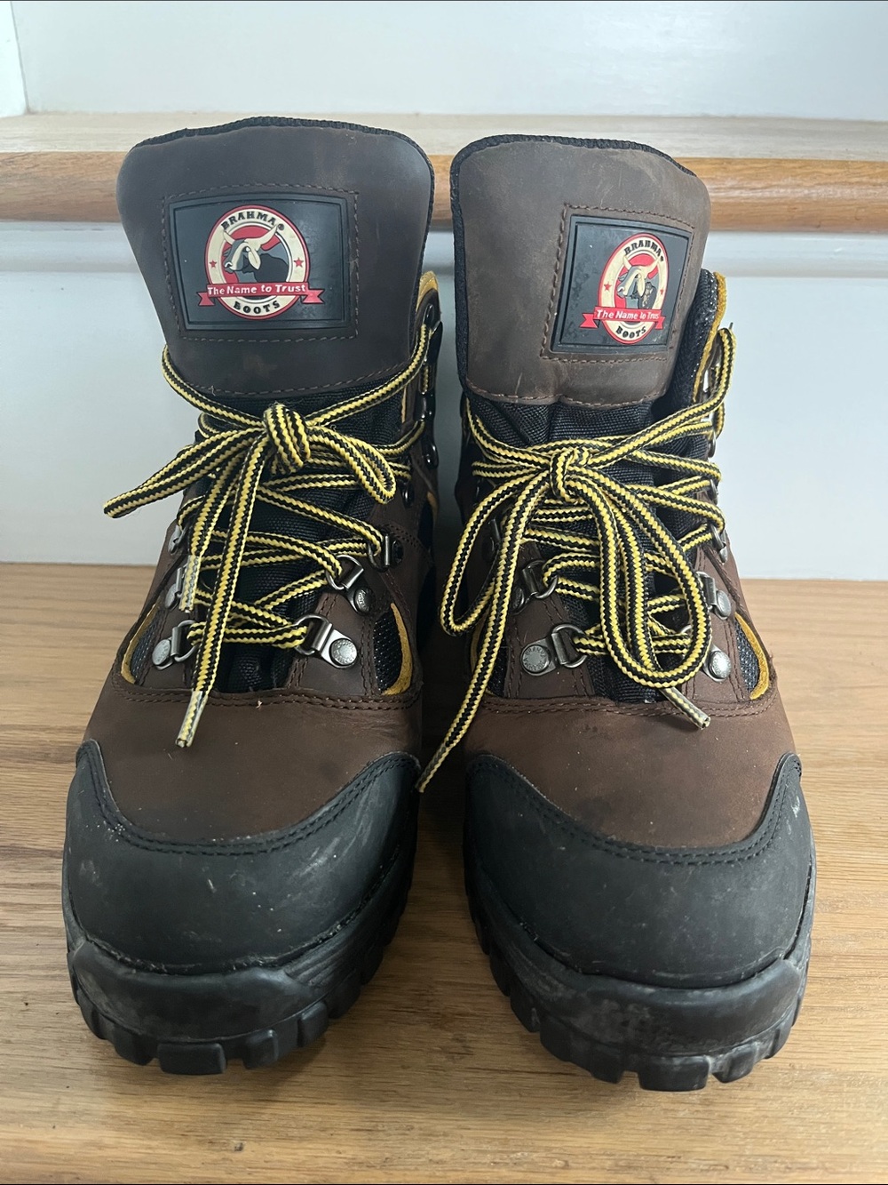 Brahma steel toe woman boots size 9 Brown Ankle Work Boots with Yellow Accents
